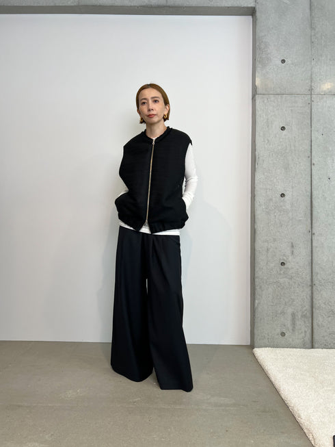 egg zip vest